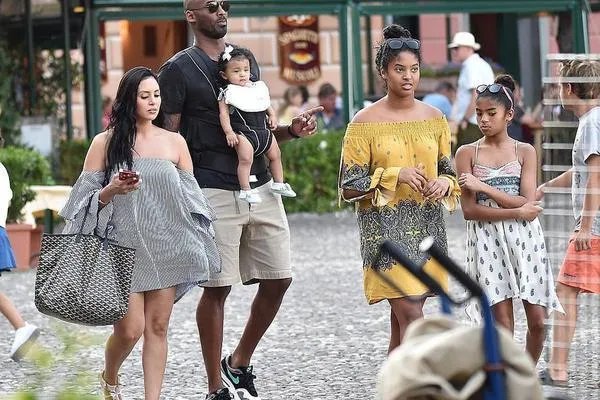 瓦妮莎在20周年结婚纪念的日子里说了什么让人泪目？