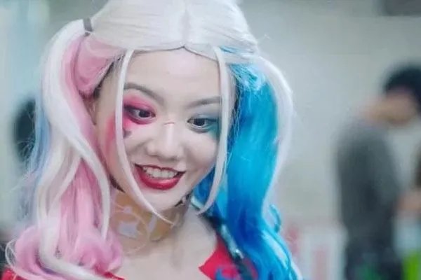 《穿越火线》的苏佳意每天一套cosplay，她扮过哪些角色？