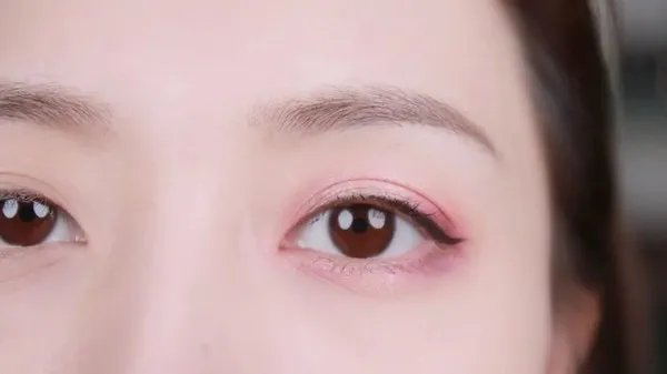 眼影盘哪个牌子好