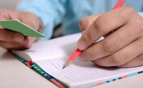 爱就在身边作文