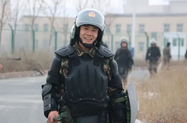 烈士英雄王成龙怎么死的