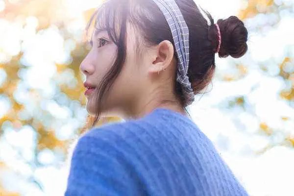 女生哪些动作会让男生觉得很有感觉？