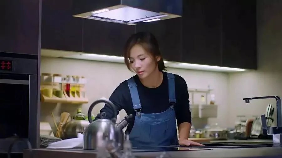 《欢乐颂2》来了，除了美貌，你跟安迪还差了一张SVIP卡！