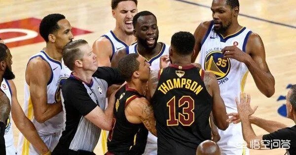 网爆勇士队格林与骑士队汤普森在夜店发生冲突,杜兰特和詹姆斯上去劝架,你怎么看?