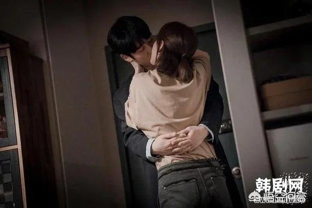 《春夜》韩志旼,丁海寅带儿子出游甜蜜恩爱,重重难关如何过?