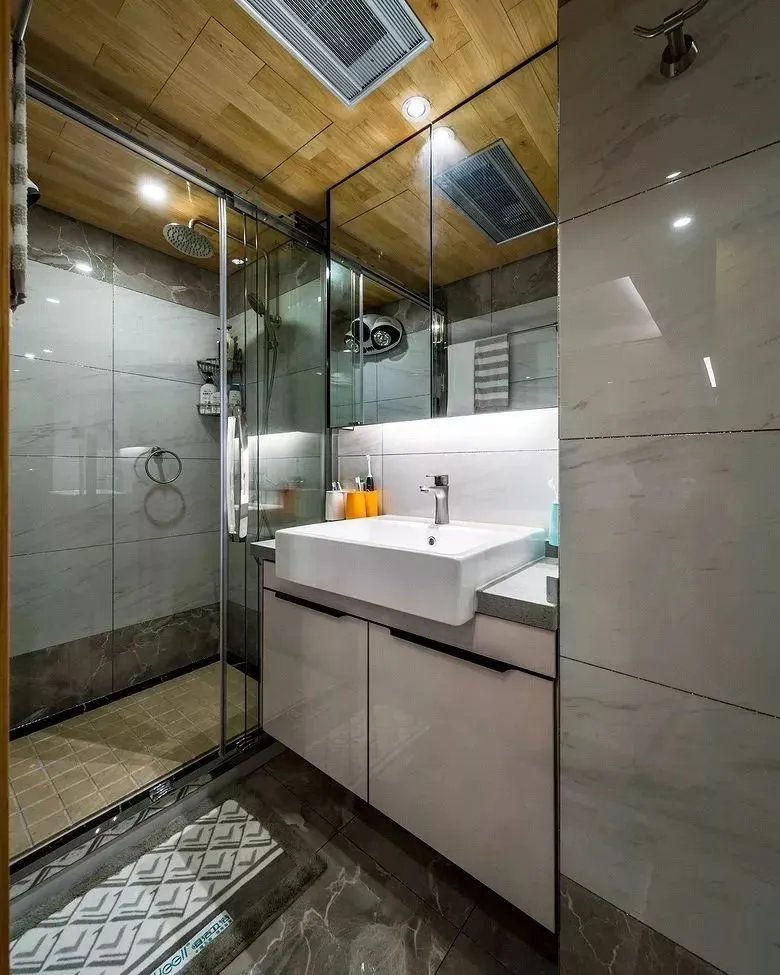 3种卫生间玻璃隔断，看看你家适合哪个！