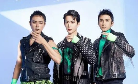 《追光吧哥哥》明道被吐槽烟熏妆,油腻,偶像剧王子光环怎么就不在了?