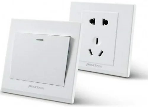 公牛插座怎么接线