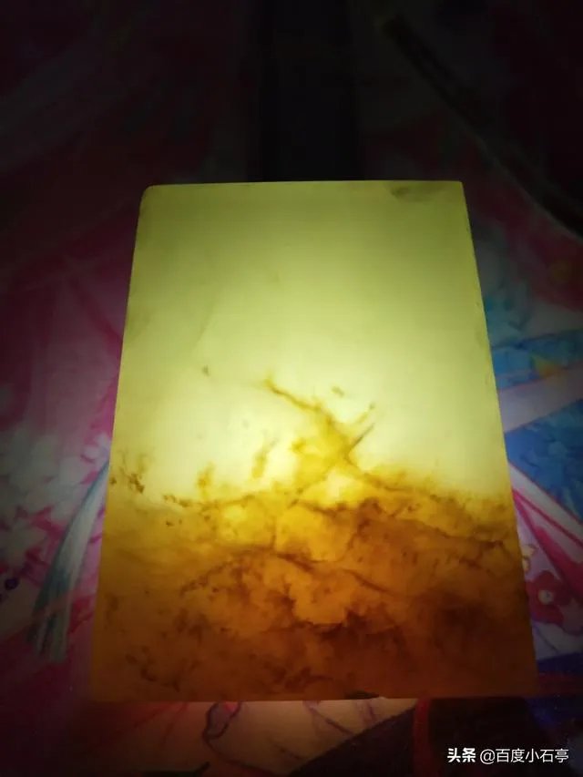 石友们，把你们的新疆和田玉、籽料原石和天然奇石发个图出来让石友们看看学习下？