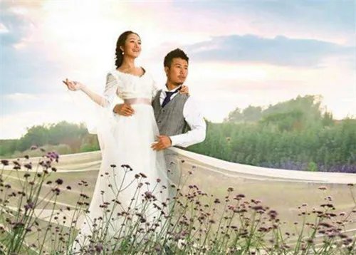 西安比较好的婚纱摄影有哪些 西安好的婚纱影楼价格贵吗