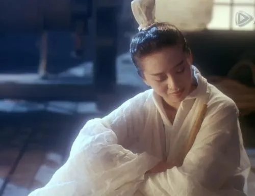 梅艳芳另外一个名字“何加男”有什么由来？