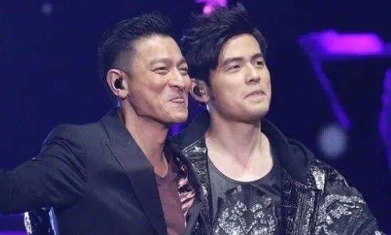 周游记中请了这么多明星,周杰伦的人缘为何这么好?