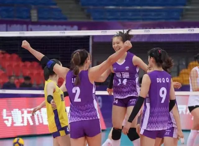 一传不稳、进攻乏力，恒大女排不敌伊萨无缘四强。你怎么看？