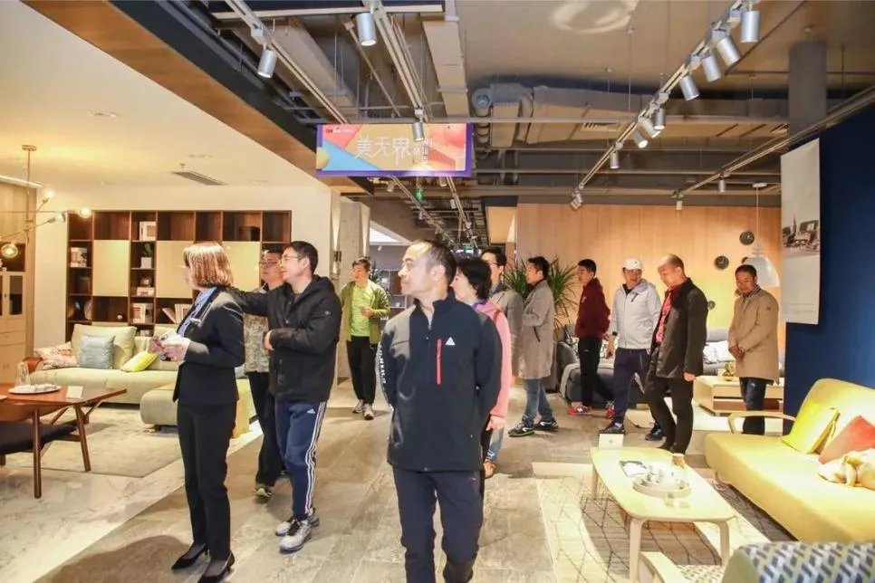 时间就要浪费在美好的事情上，比如来曲美京东之家健身