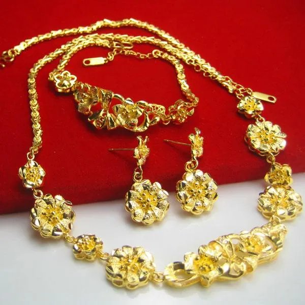 结婚项链买什么样的好 大家结婚都是买哪些首饰