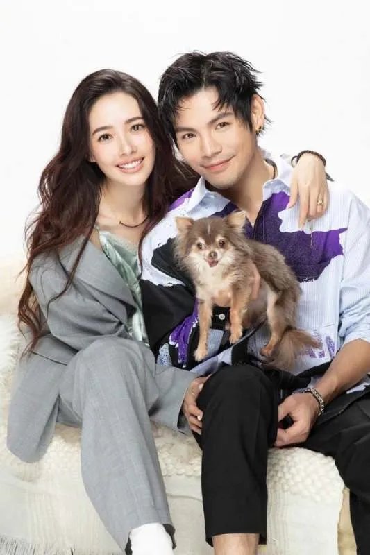 郭碧婷向佐先后晒最新动态，向佐发文好深奥，这是怎么了？