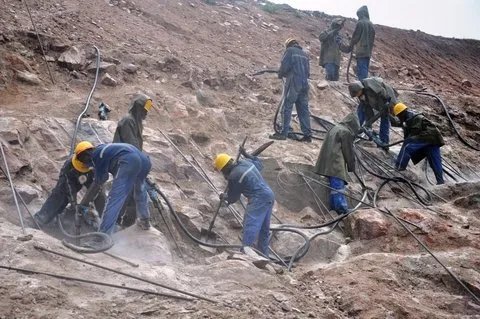 冬雨季施工费包括什么内容