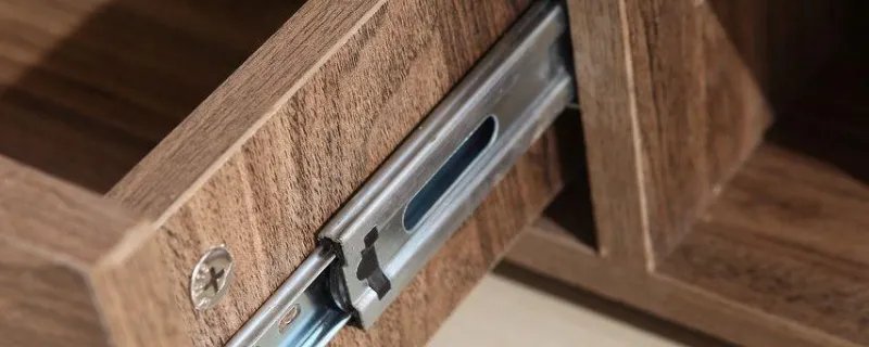抽屉滑道如何安装