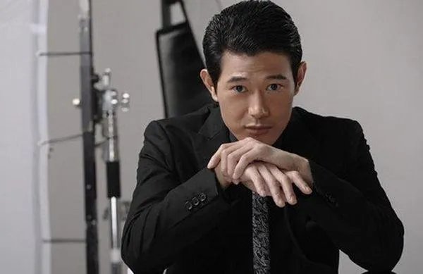 对于日本演员矢野浩二为曾在日本综艺上吐槽中国人后致歉一事，你怎么看？