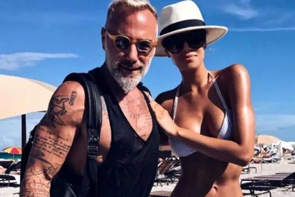 “50岁的年纪,20岁的身材,几亿的资产”,这个意大利男子是谁?