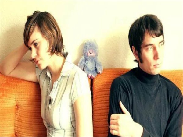 周迅曾与王朔热恋，半年后就分手了，这中间到底是谁的错？