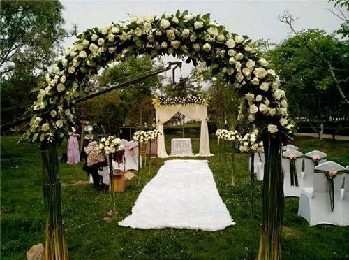 不同风格婚庆拱门图片的介绍和价格  2018婚庆拱门价格解析