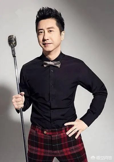 2018年《中国好声音》中哪位导师的唱功实力比较强？为什么？