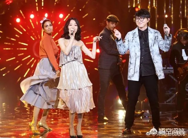 怎么评价毛不易张韶涵版本的《花房姑娘》？