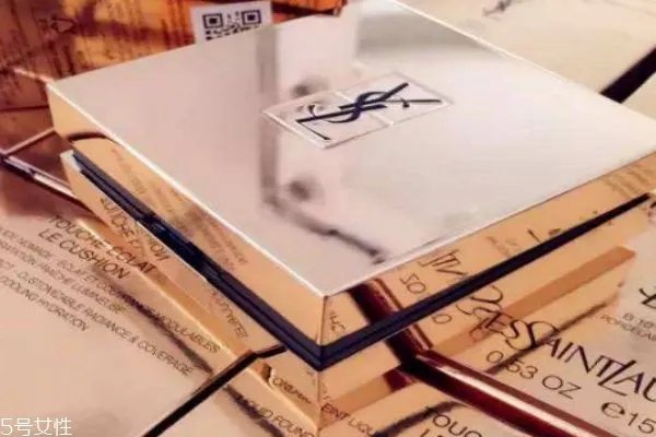 阿玛尼是怎么样的品牌呢 阿玛尼是哪个国家的呢