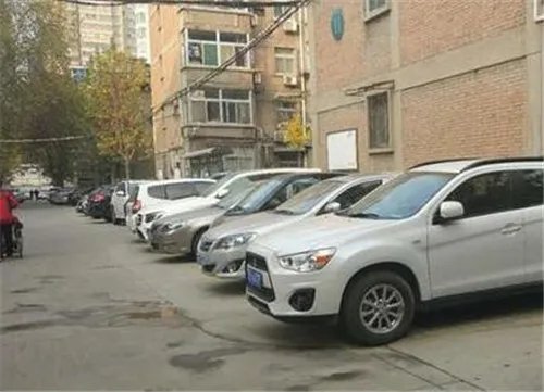 西安退休局长遇害  凶手痛哭流涕大喊“你害了我一辈子”