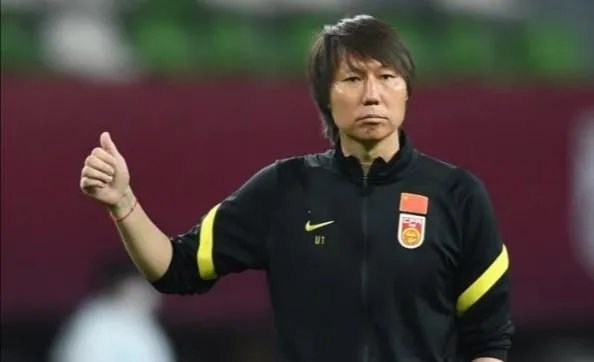 重磅官宣：国足40强赛主场没了，您怎么看？