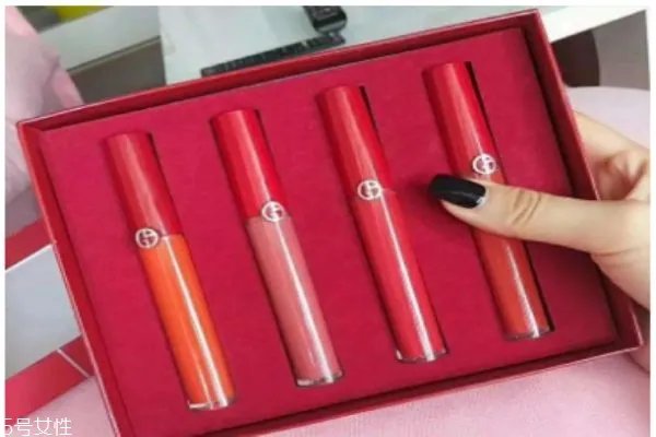 阿玛尼是怎么样的品牌呢 阿玛尼是哪个国家的呢