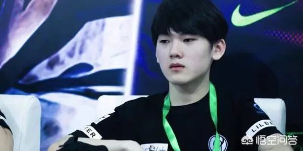 鲁豫有约采访IG队员, JKL: 没有天赋的话劝你们还是别进这个行业，你怎么看？