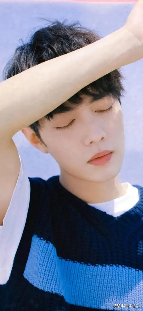 大家有肖战、王一博的壁纸吗，分享一下