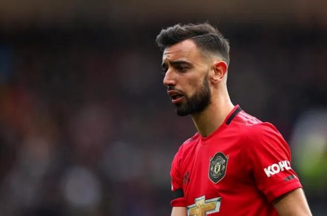 曼联1-1战平莱斯特城的比赛里,索尔斯克亚的执教表现如何?