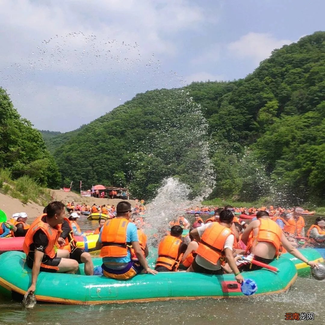 清原红河谷漂流