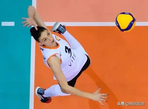 一传不稳、进攻乏力，恒大女排不敌伊萨无缘四强。你怎么看？