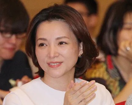 董卿怎么了出什么事了