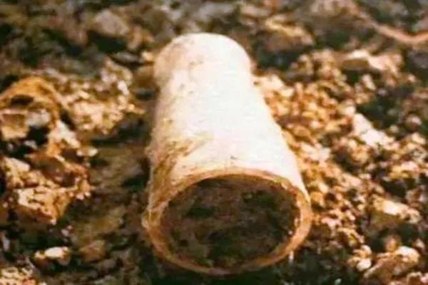 战国水晶杯是真还是假，难道是穿越过去的宝贝吗？