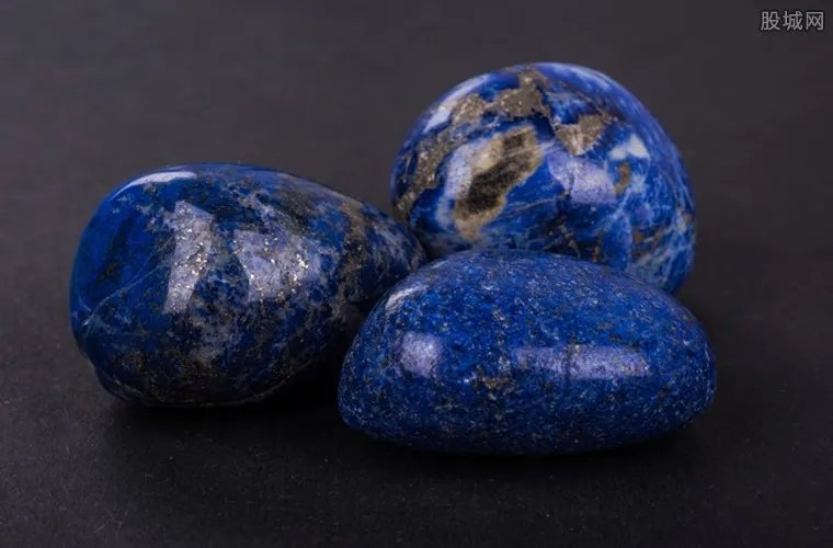 蓝宝石级别价格表 最高级的蓝宝石值多少钱