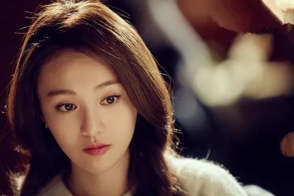 张恒首次带郑爽回家，为什么网友看了他的家境说难怪郑爽会选择他？