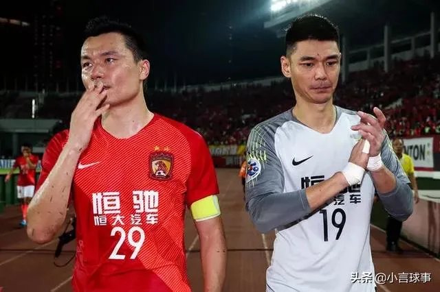 国安亚冠小组赛都不出线,恒大亚冠四强出局!为什么有些国安球迷取笑恒大?