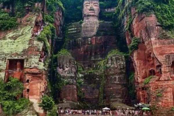 乐山大佛脚趾又露出来了，上次是什么时候露出的？