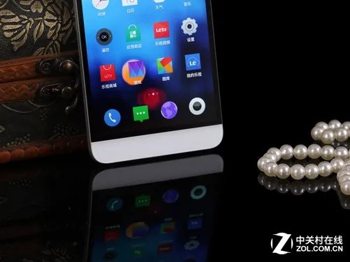 一大波新机将至 这8款国产手机最值得买