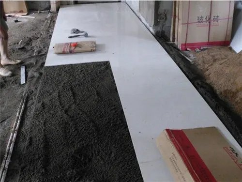 地砖一般铺多厚