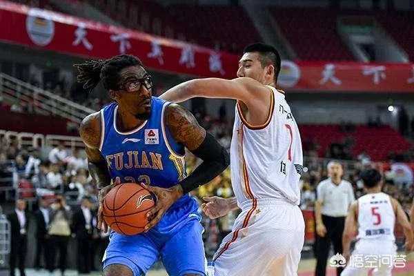 小斯被裁,他能够从福建男篮领走多少薪水?