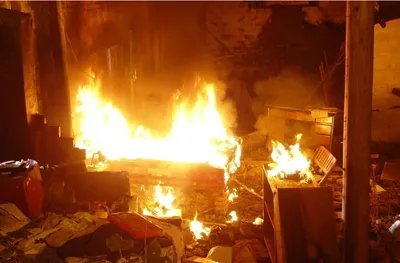 桂林一小区发生火灾，民房起火该如何自救？