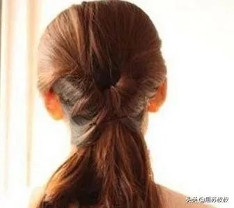 中长发怎么扎好看，简单编发盘发图解？