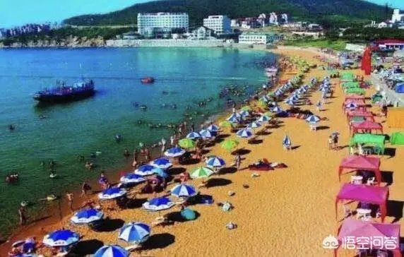 一家三口到威海旅游三天,有哪些景点、住宿和美食值得推荐?