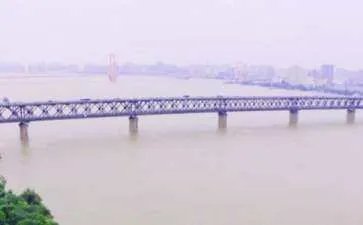 纪录片《再说长江》分影片析